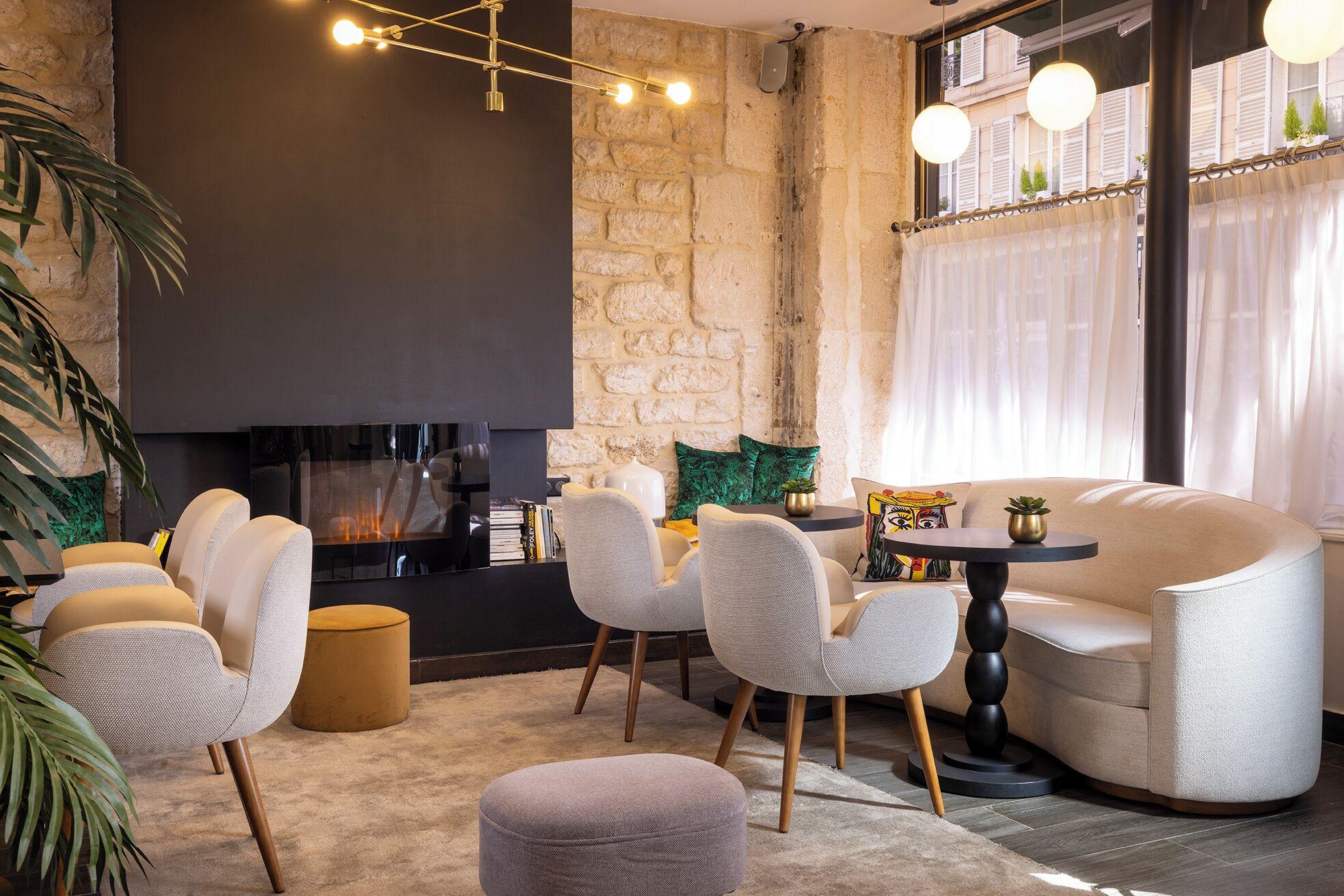 Avalon Cosy Hotel 4*