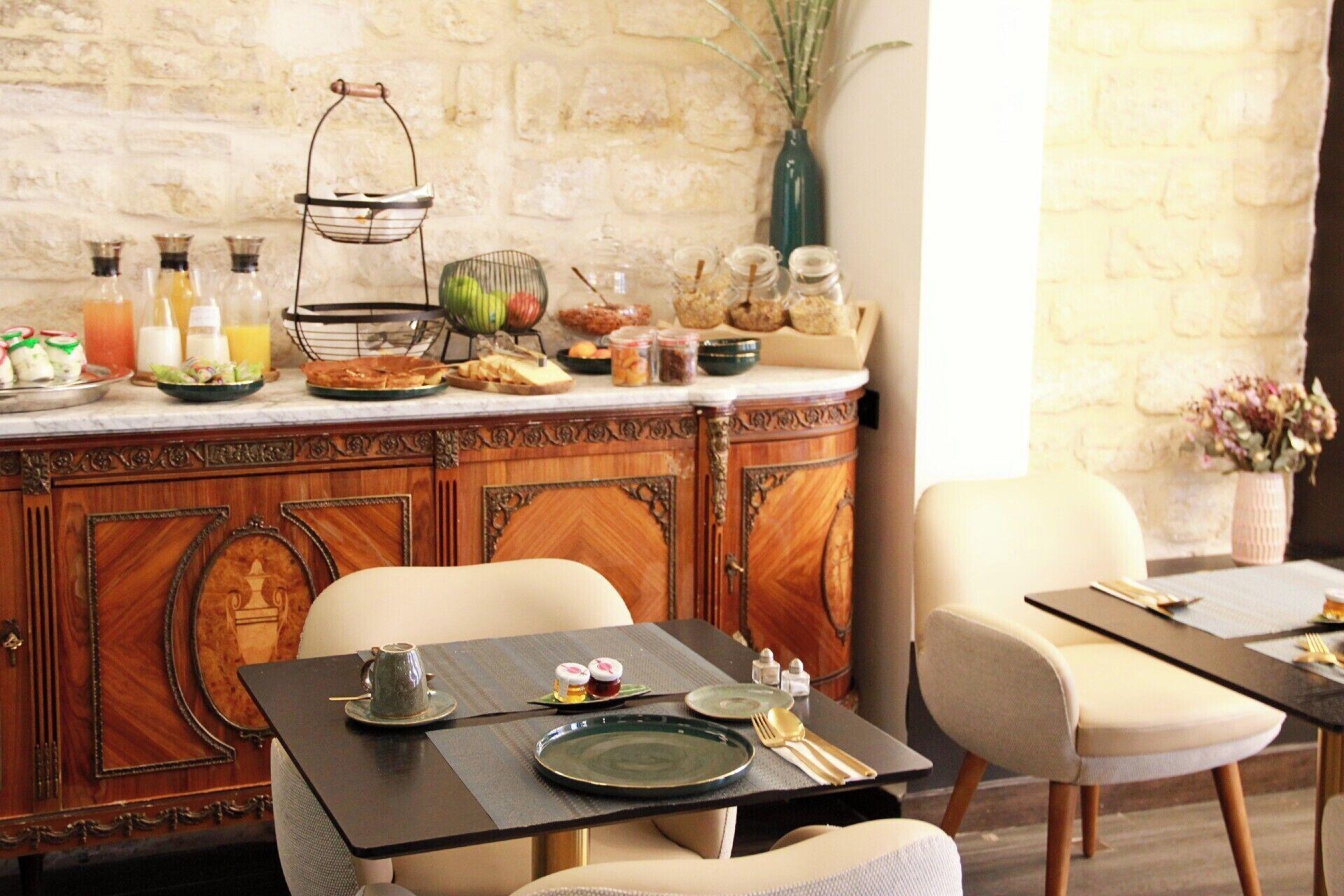 Avalon Cosy 4* Paris