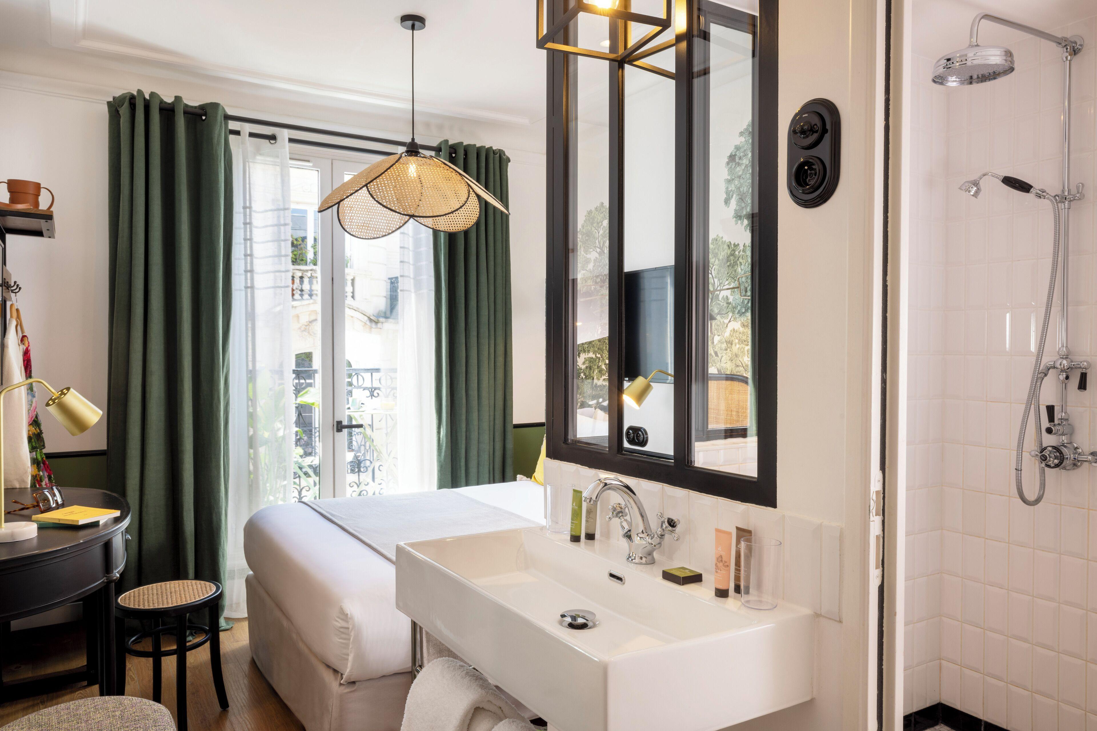 Avalon Cosy Hotel 4*